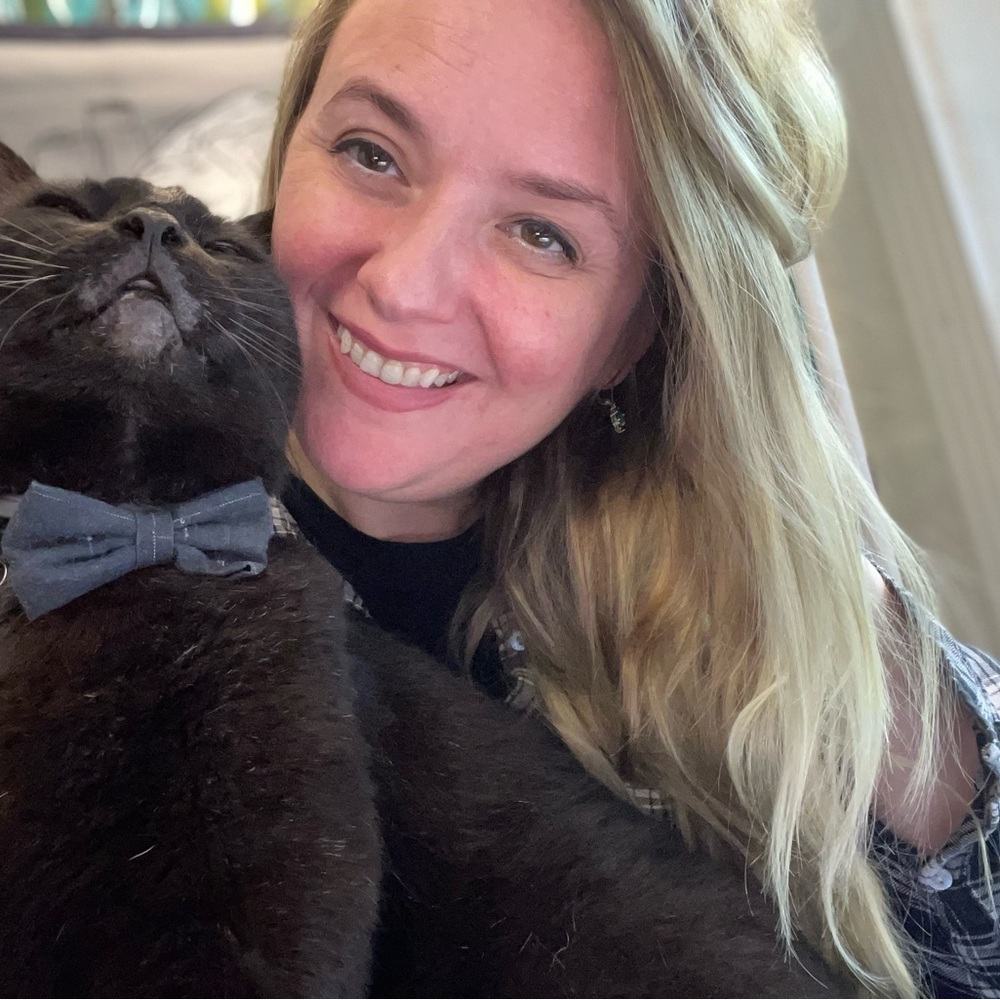 Meet your Posher, Marnie
